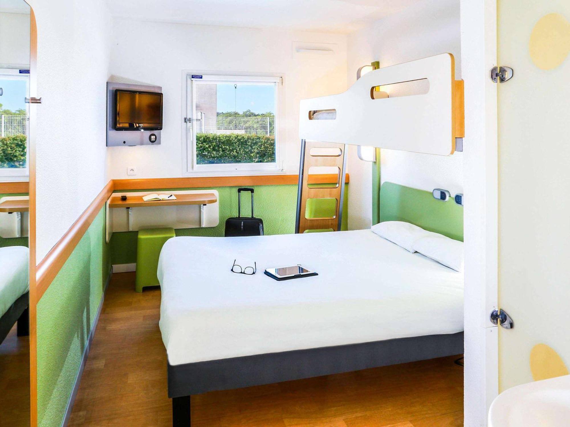 Ibis Budget Marseille Vitrolles Vitrolles  Exterior foto