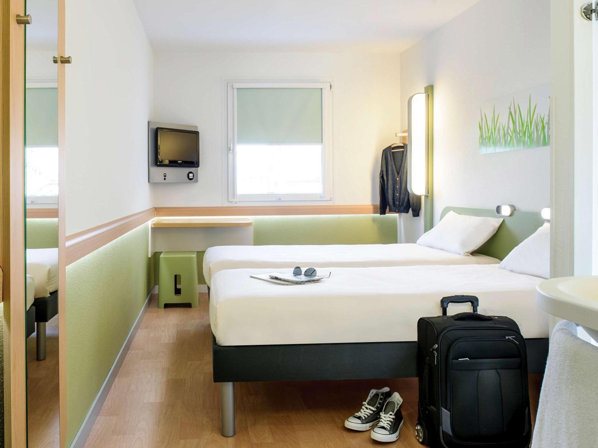 Ibis Budget Marseille Vitrolles Vitrolles  Exterior foto