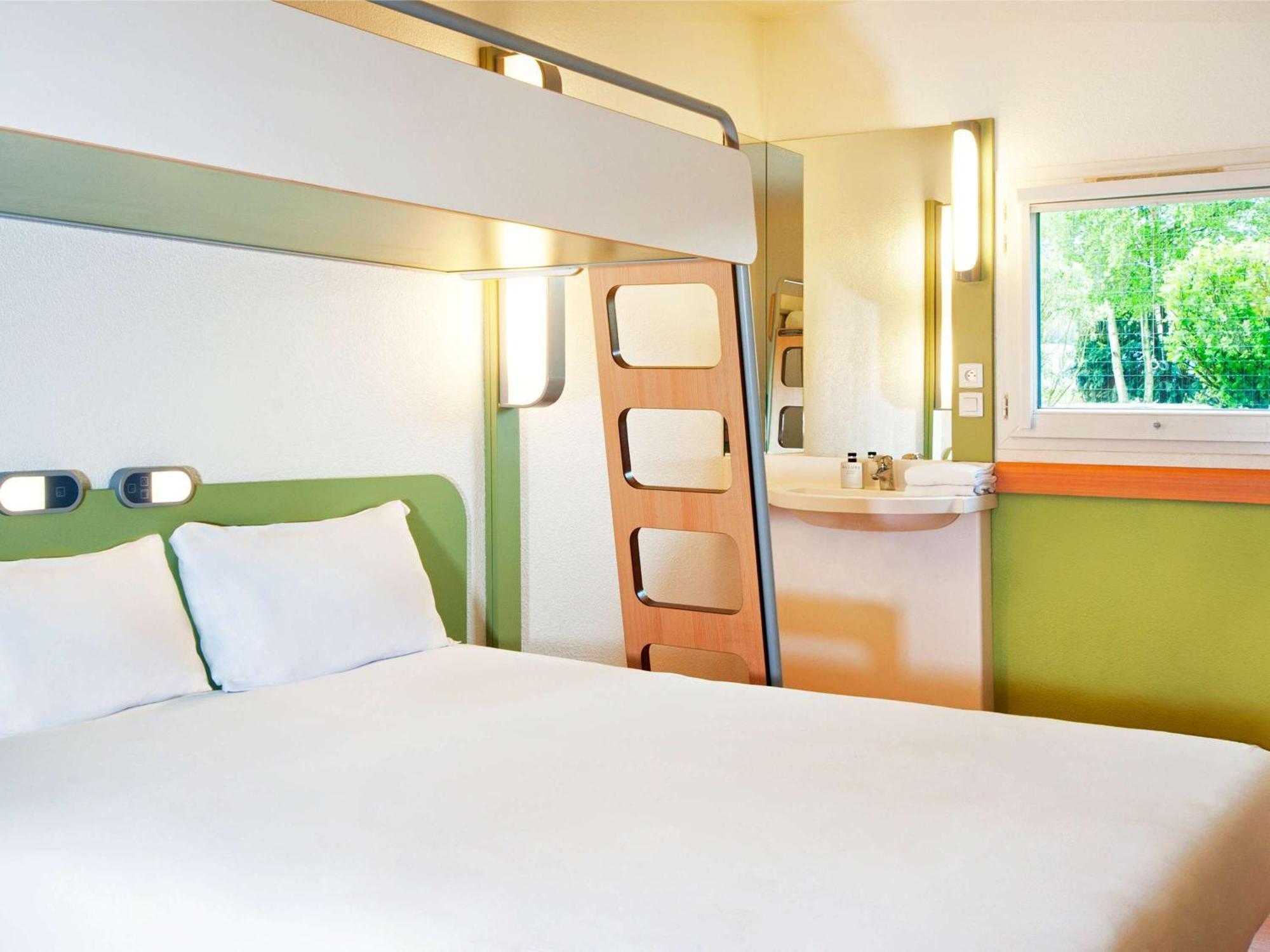 Ibis Budget Marseille Vitrolles Vitrolles  Exterior foto
